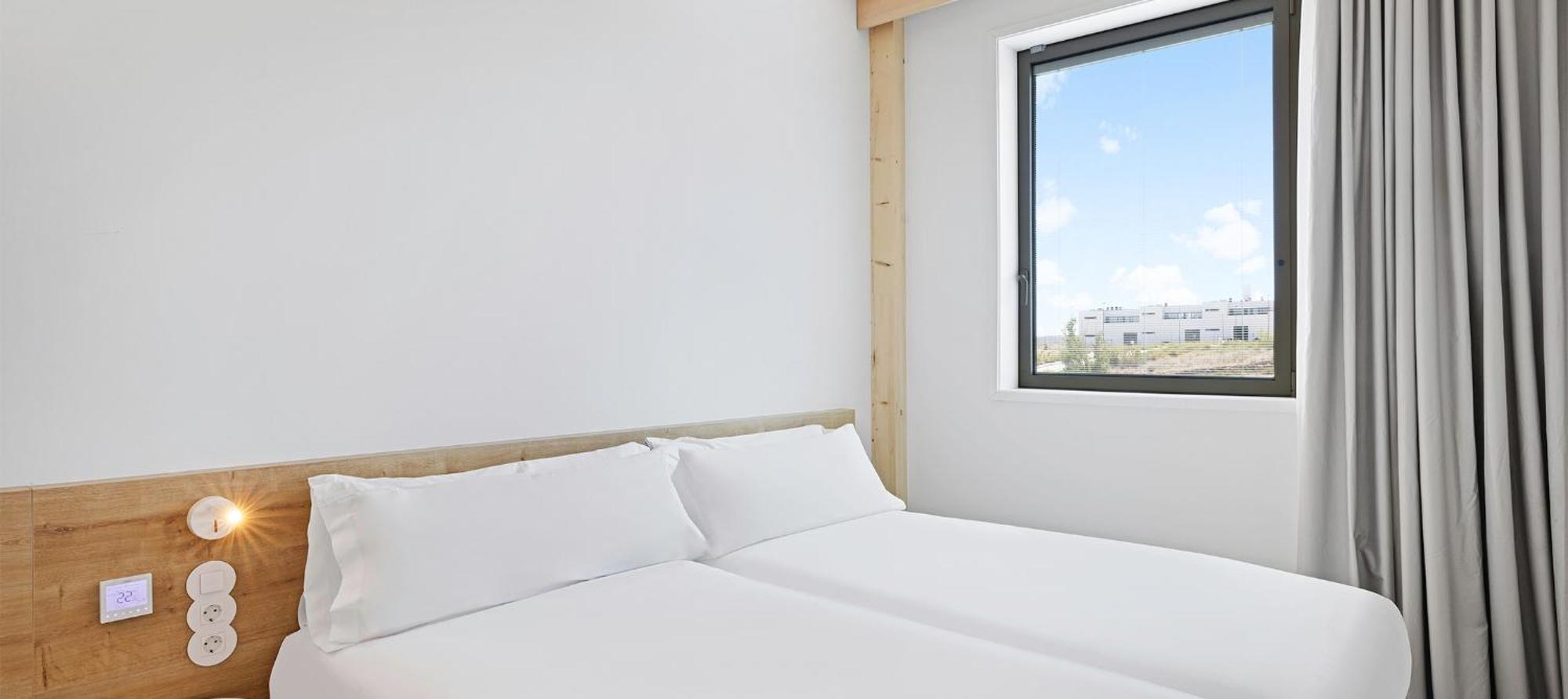 B&B Hotel Madrid Tres Cantos Exterior photo