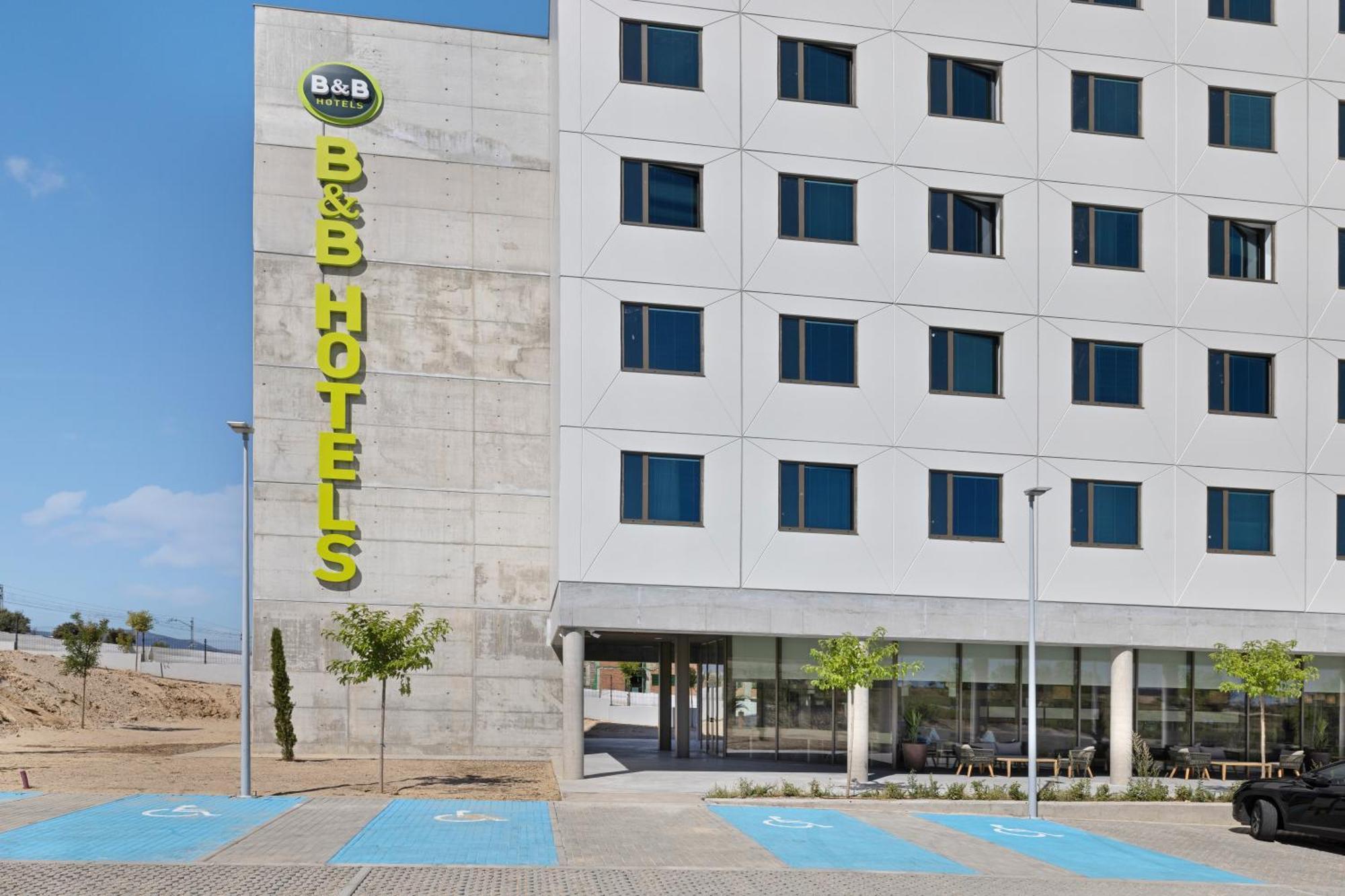 B&B Hotel Madrid Tres Cantos Exterior photo