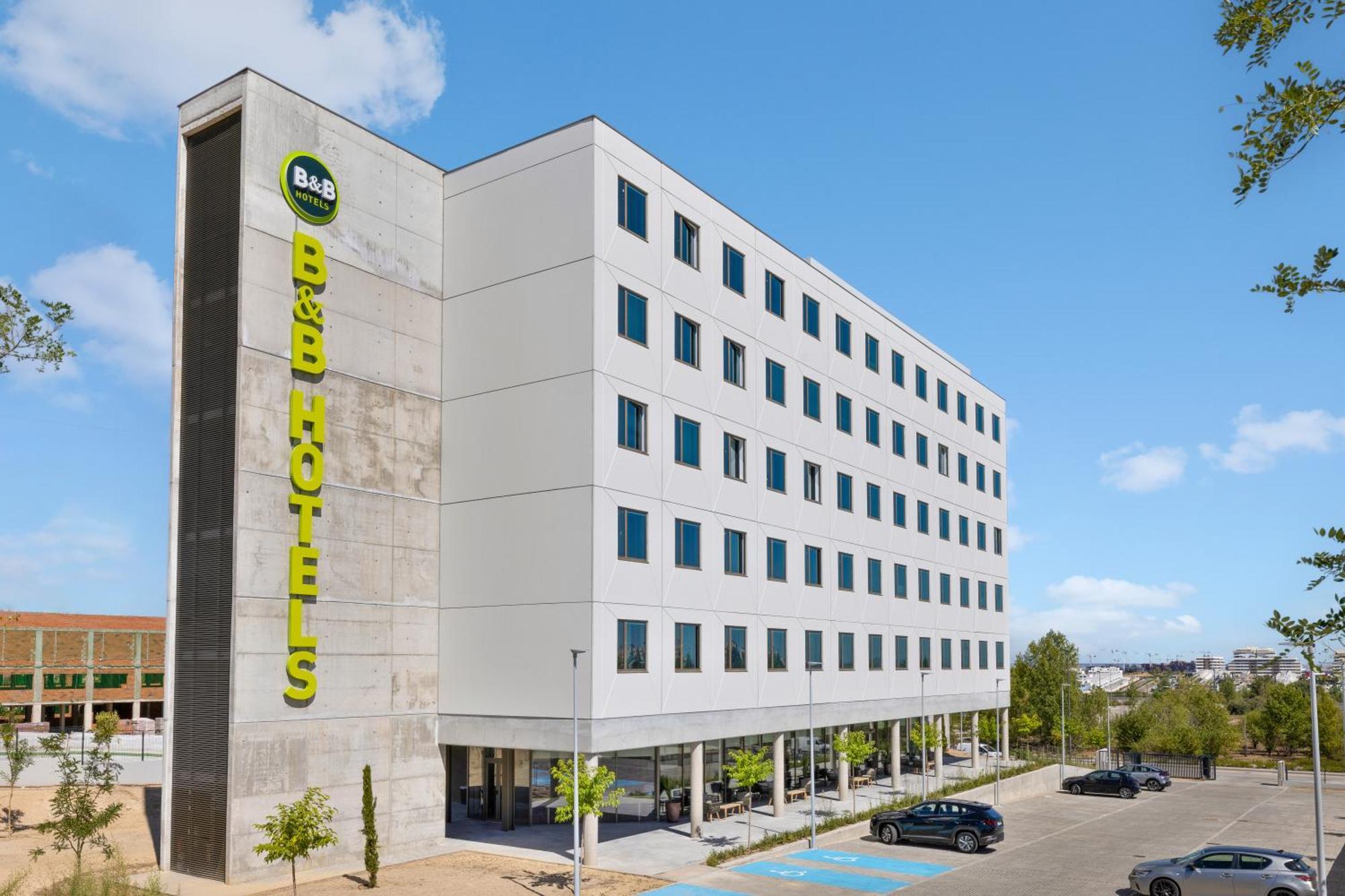 B&B Hotel Madrid Tres Cantos Exterior photo
