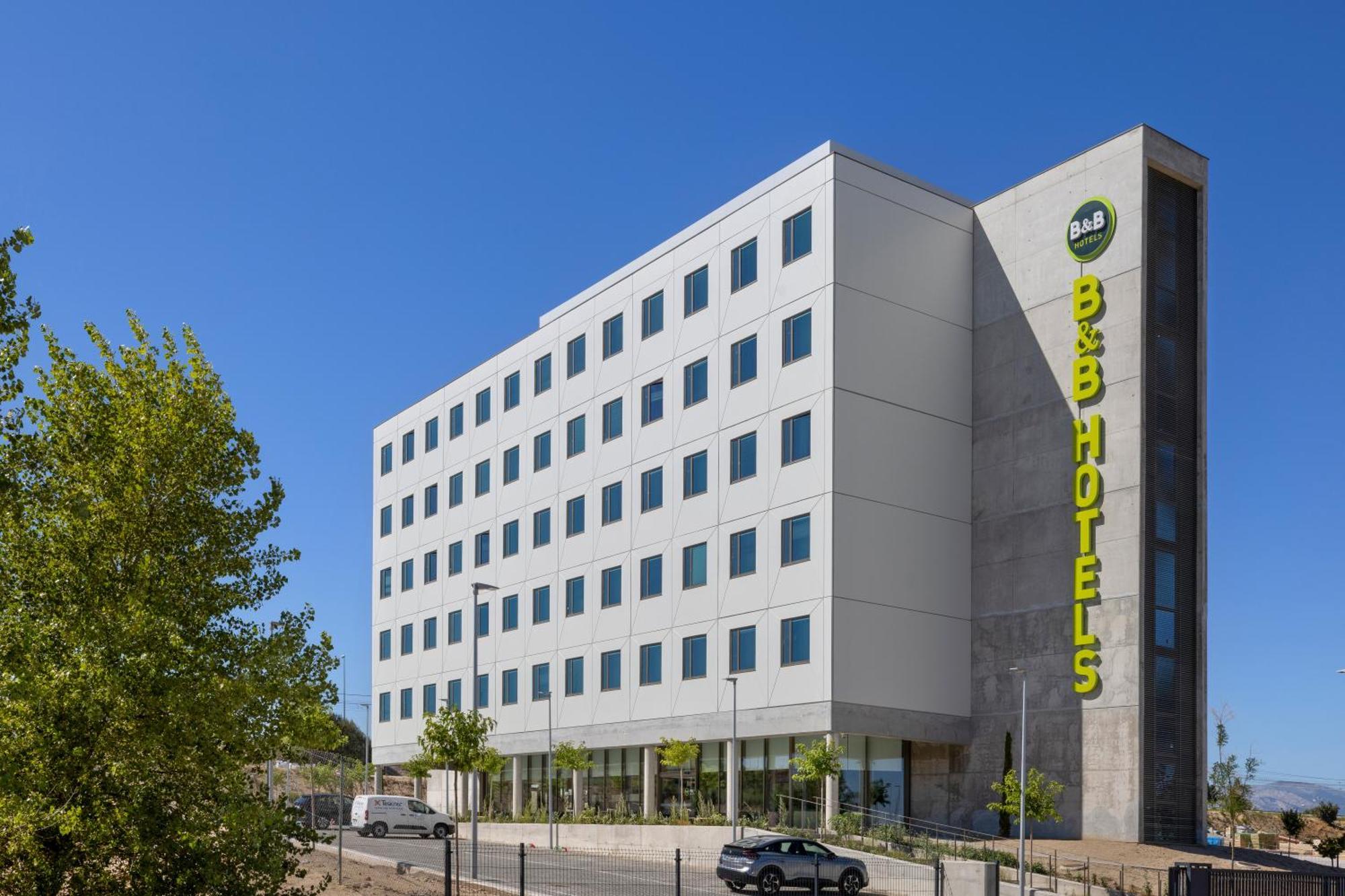 B&B Hotel Madrid Tres Cantos Exterior photo